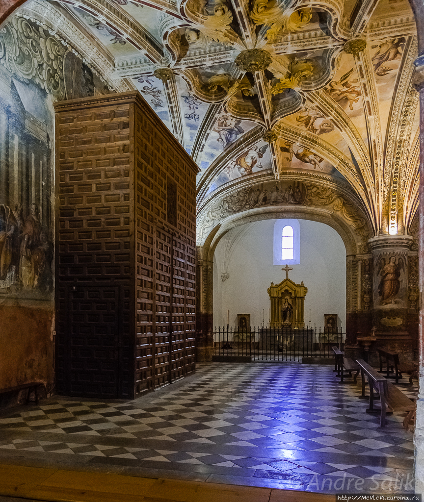 Монастырь Сан-Херонимо Гранада, Испания