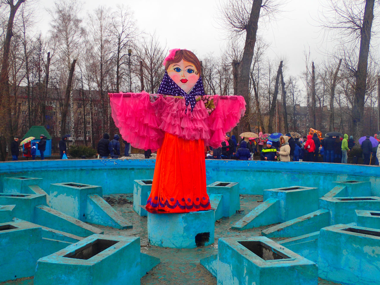 Здравствуй, масленица. Проводы русской зимы в моём городе Липецк, Россия