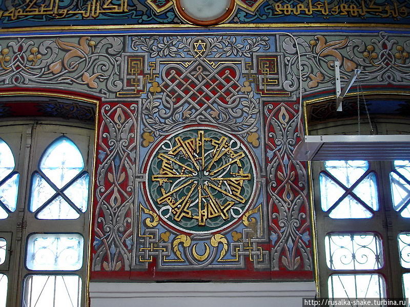 Мечеть Мухтарова — единственная мечеть в городе Владикавказ, Россия