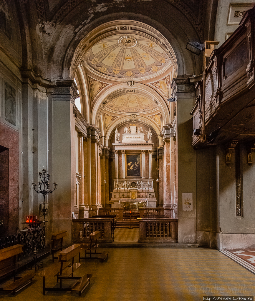 Базилика Санто-Стефано-Маджоре Милан, Италия