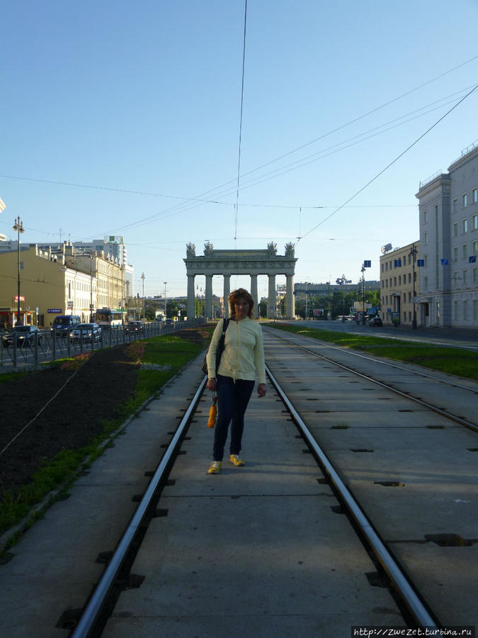 По этим рельсам в 2002-м и в 2010 годах я накатала сотни километров Санкт-Петербург, Россия