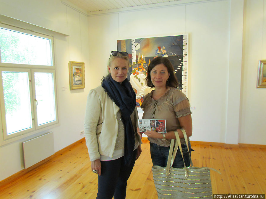 Йоханна Орас и автор заметки, с сумочкой :) Пункахарью, Финляндия