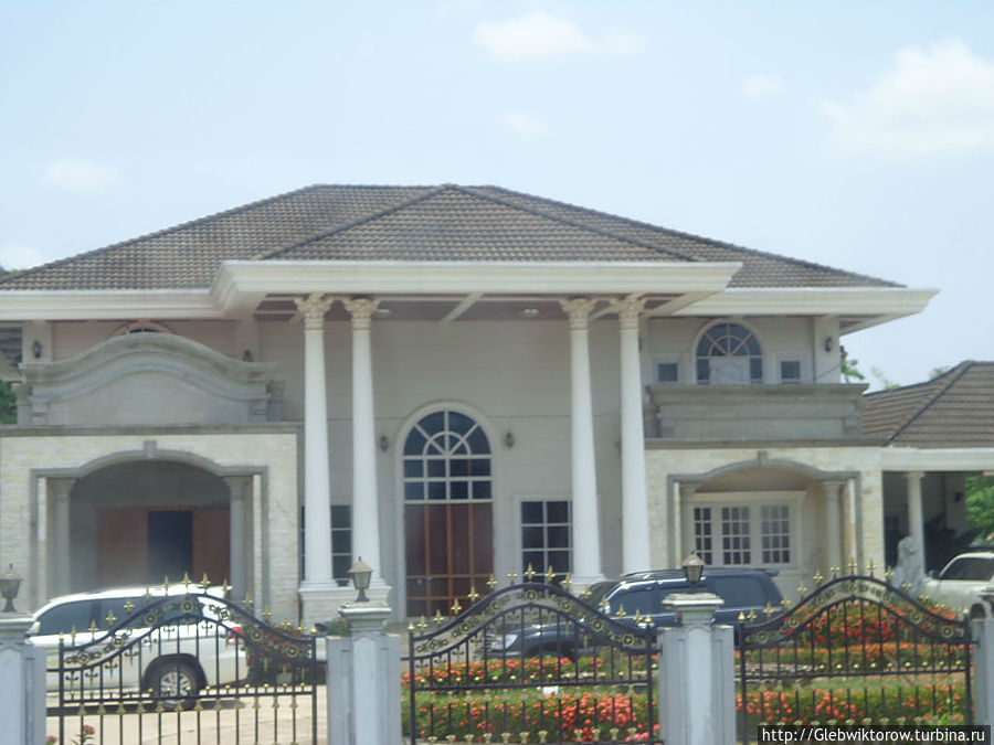 Город Ванвьенг Ванвьенг, Лаос