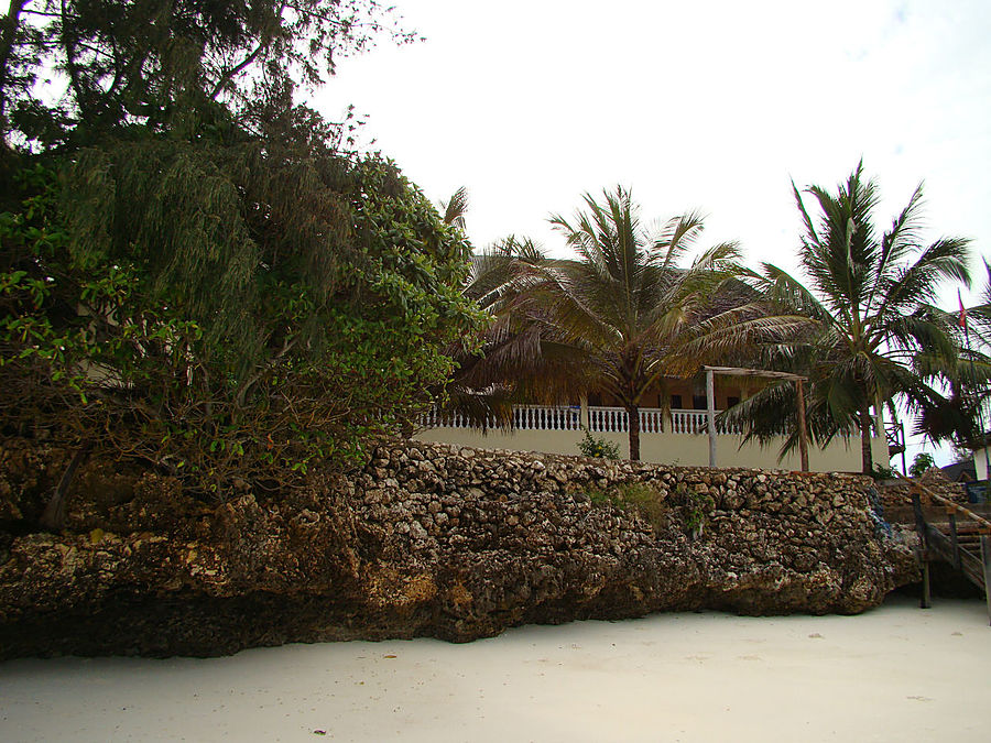 Langi Langi Beach Bungalows Остров Занзибар, Танзания