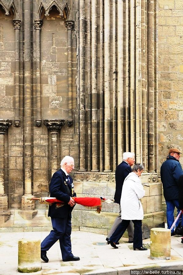 С добрым утром, первый город! Байё, Франция