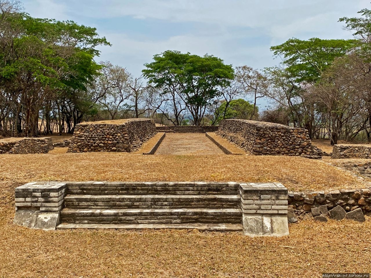 Археологическая зона Чиуатан Древний город Сиуатан, Сальвадор
