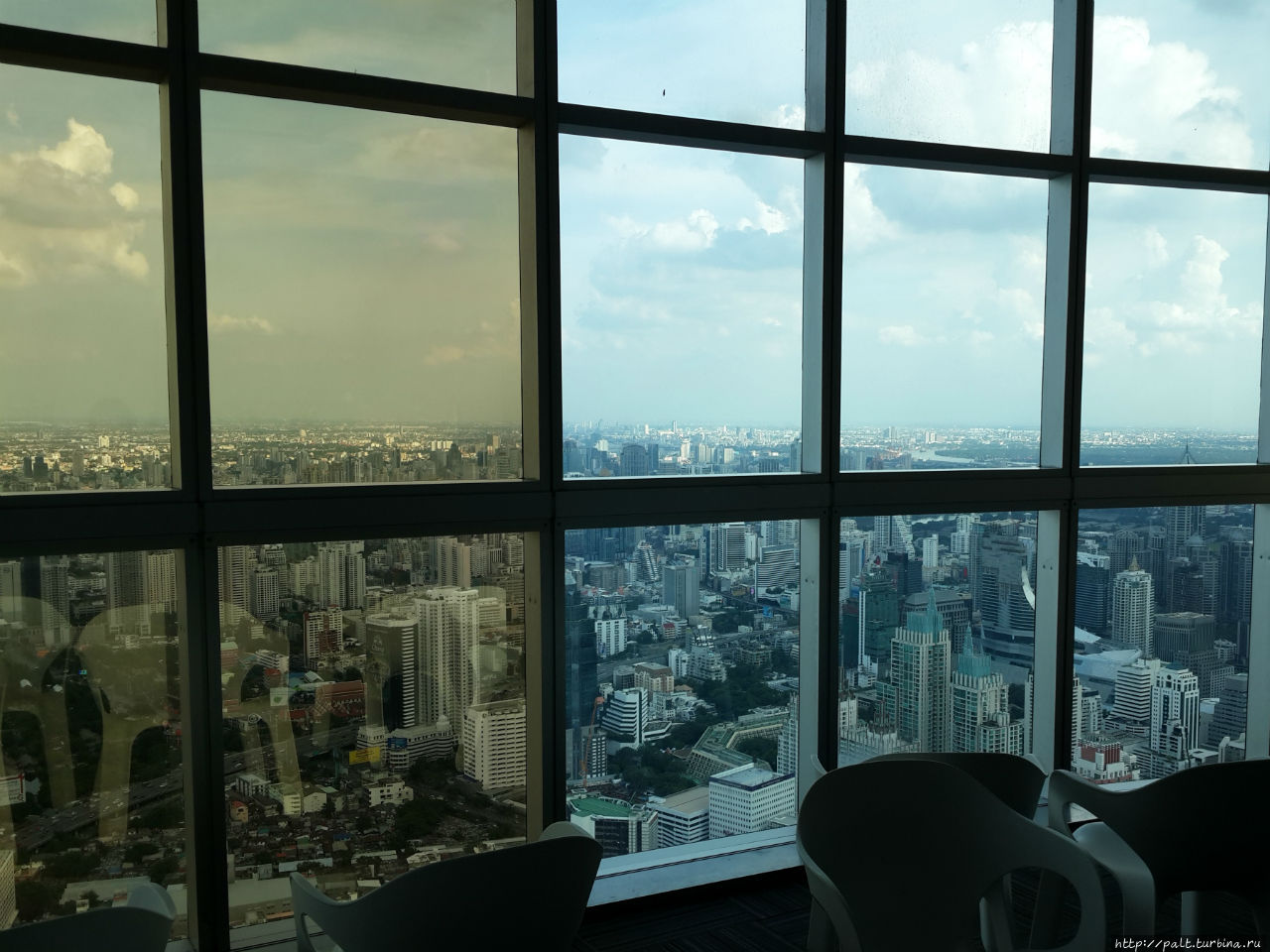 84 этаж Башни Байок. Красота, но за стеклом Бангкок, Таиланд