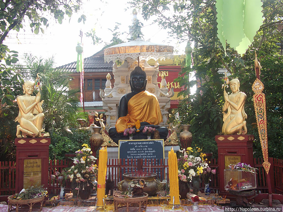 Храм Ват Минг Муанг Чианграй, Таиланд