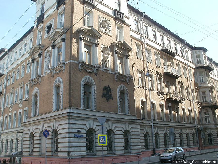 Бобров пер. — Милютинский пер.