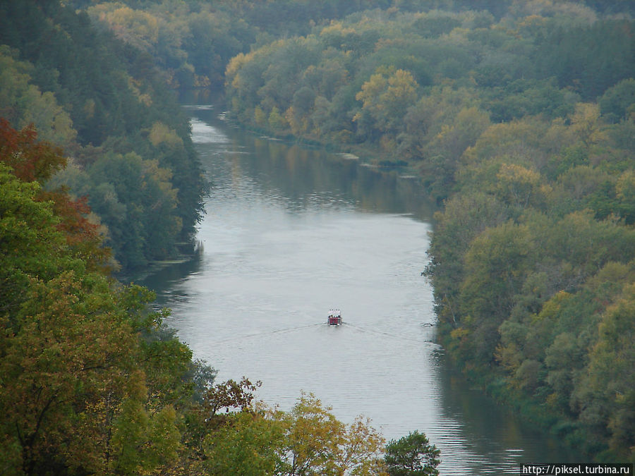 Излучина реки Святогорск, Украина