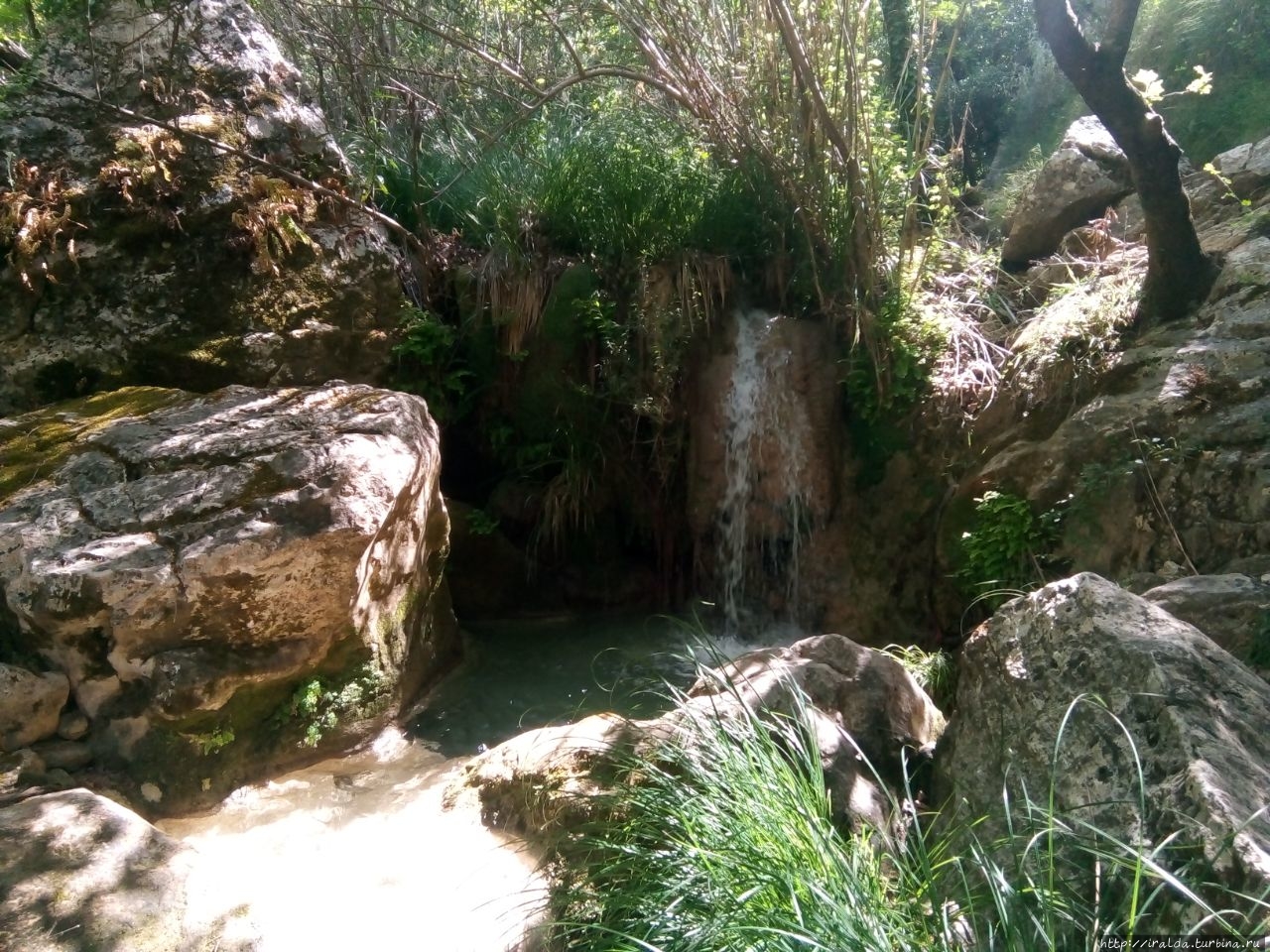 Водопапады Полилимнио Пелопоннесв Водопады Полилимнио, Греция