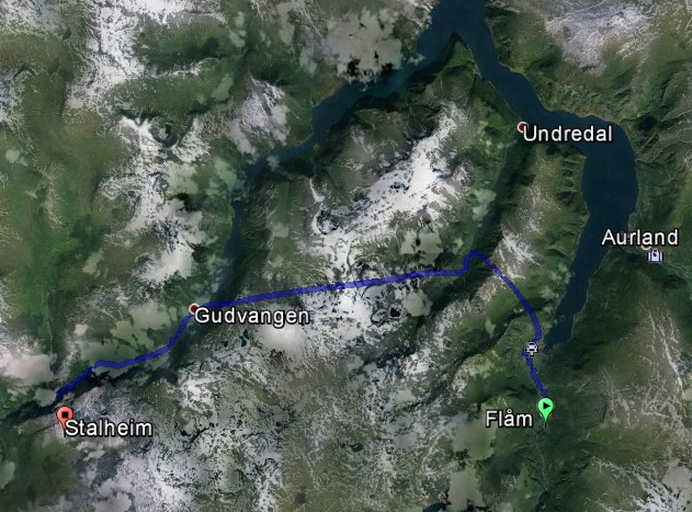 Расстояние от Флома до Сталхейма ~30 км, время в пути 25 минут. Флом, Норвегия