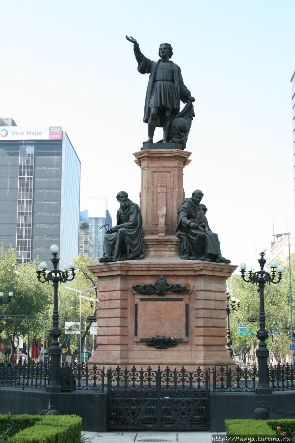 Памятник Колумбу на Пасео Реформа. Из интернета