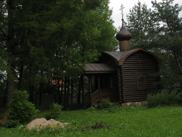 Часовня возле церкви Суйда, Россия