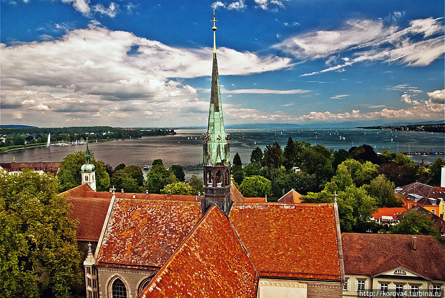 Бодензее с верхушки констанцкого собора Озеро Бодензее, Германия