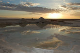 Фотография снята в  сентябре 2010 года. Рассвет в соляной пустыне Шотт-эль-Джерид  (Тунис)