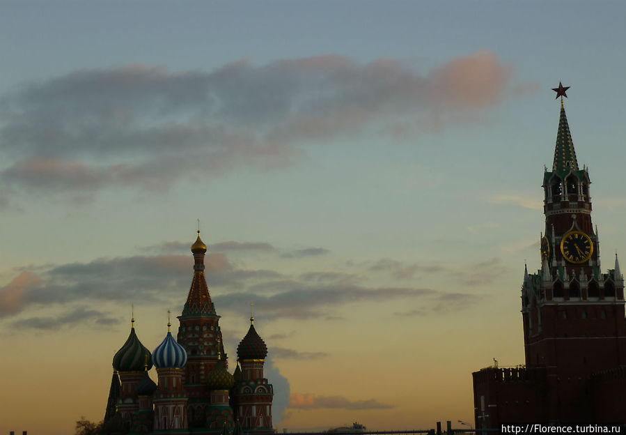 Центр. Ноябрь. Сумерки Москва, Россия