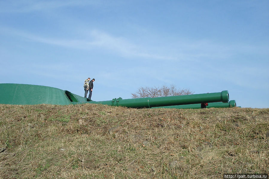 Береговая 305 мм башенная артиллерийская батарея № 981 имени К. Ворошилова – крупнейшая в России, является одним из самых уникальных артиллерийских сооружений в мире Русский остров, Россия