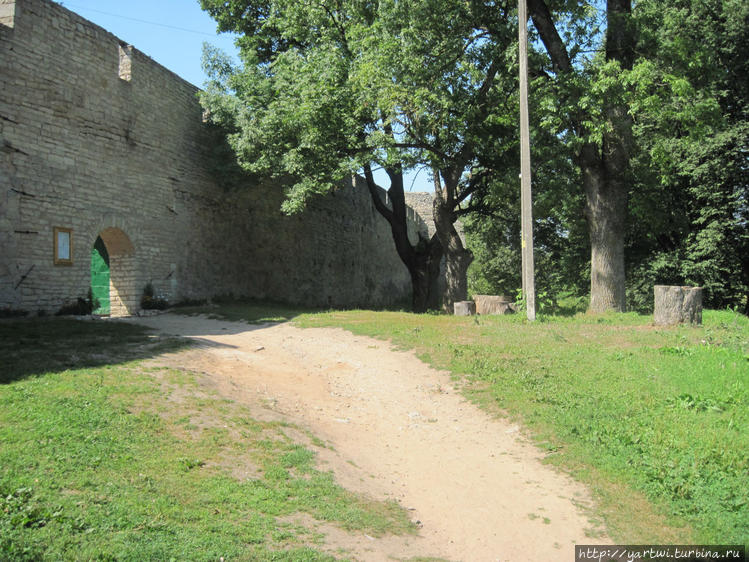 Никольские ворота крепост