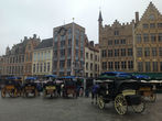 Центральная площадь города Брюгге The Markt (Market square).