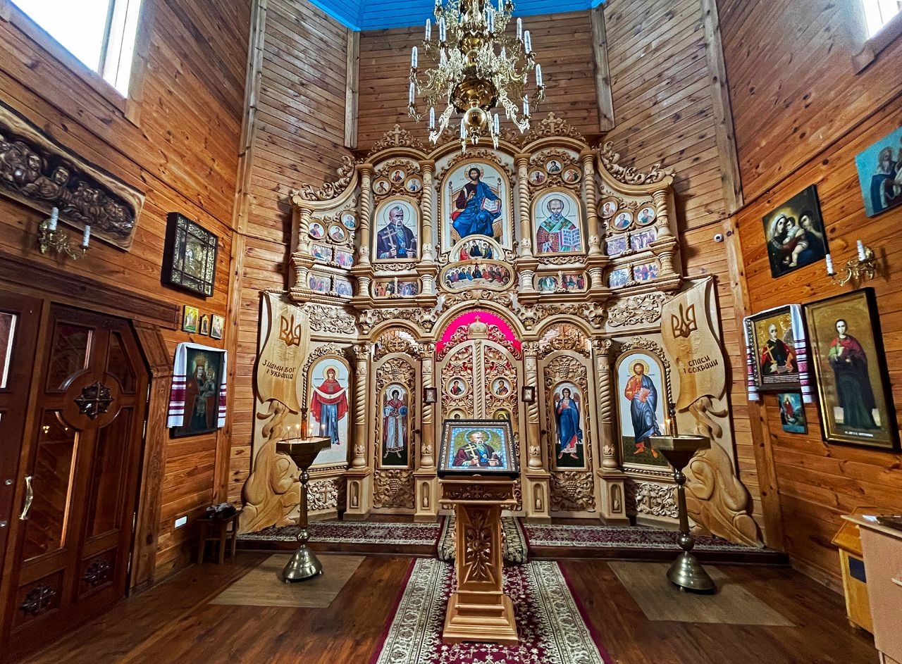 Храм Святого Праведного Петра Багатостраждального Буда, Украина