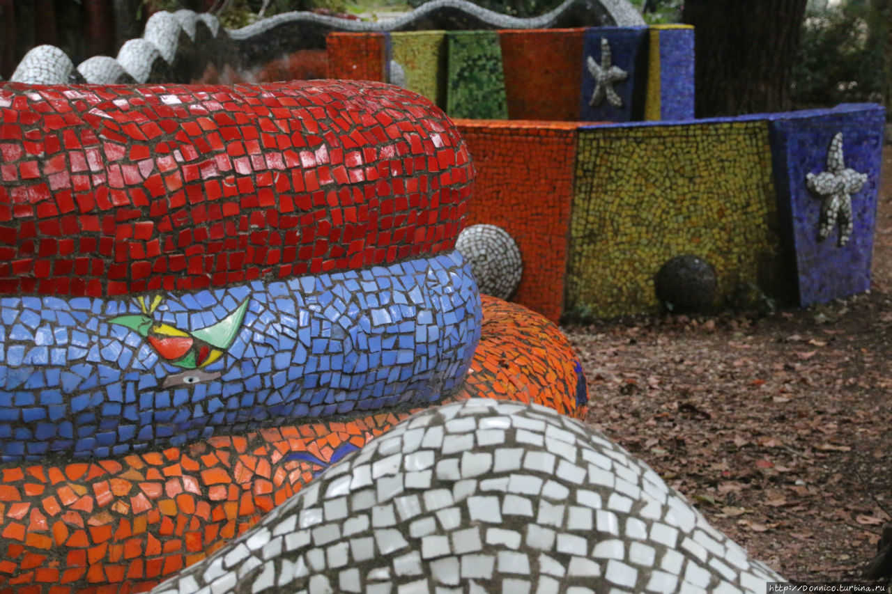 Детский парк советской мозаики Гагра, Абхазия