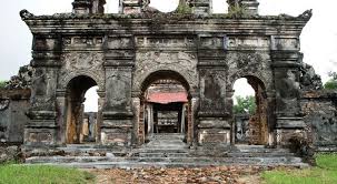 гробница Дук-Дук / Duc-Duc Tomb (Lăng Dục Đức)