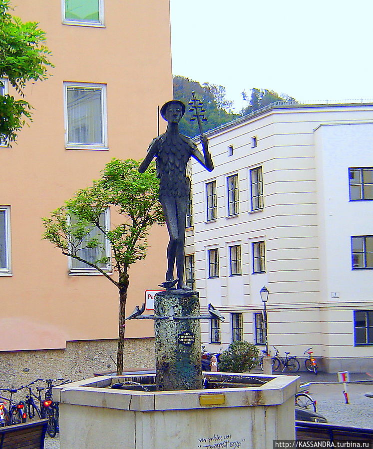 Фонтан Папагено / Papagenobrunnen