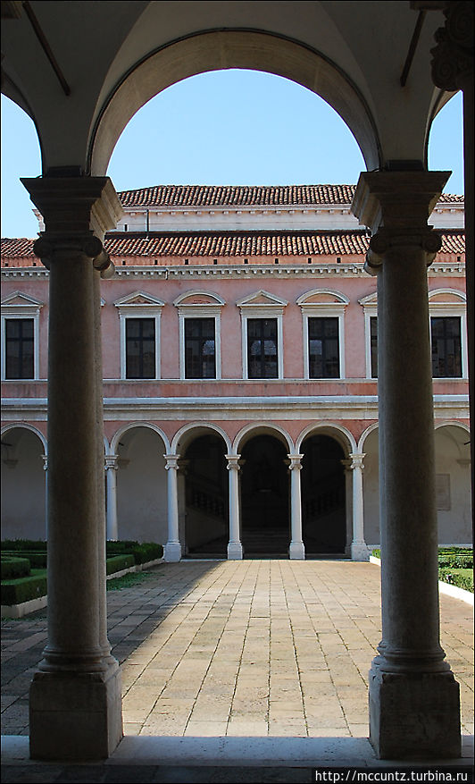 Сан Джорджо и Фонд Чини: геометрия Палладио Венеция, Италия