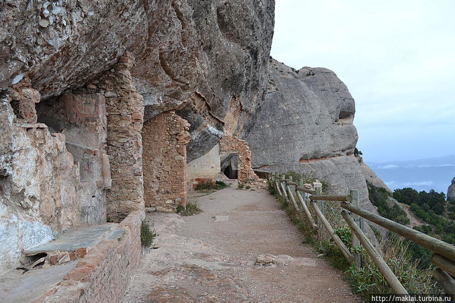 Гора Монсеррат. Ещё ближе  к Богу Монастырь Монтсеррат, Испания