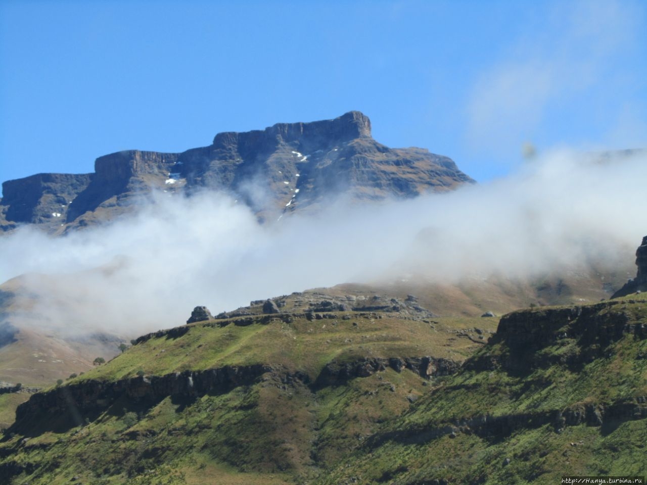 Парк uKhahlamba Drakensberg Park Малоти-Дракенсберг Национальный Парк, ЮАР