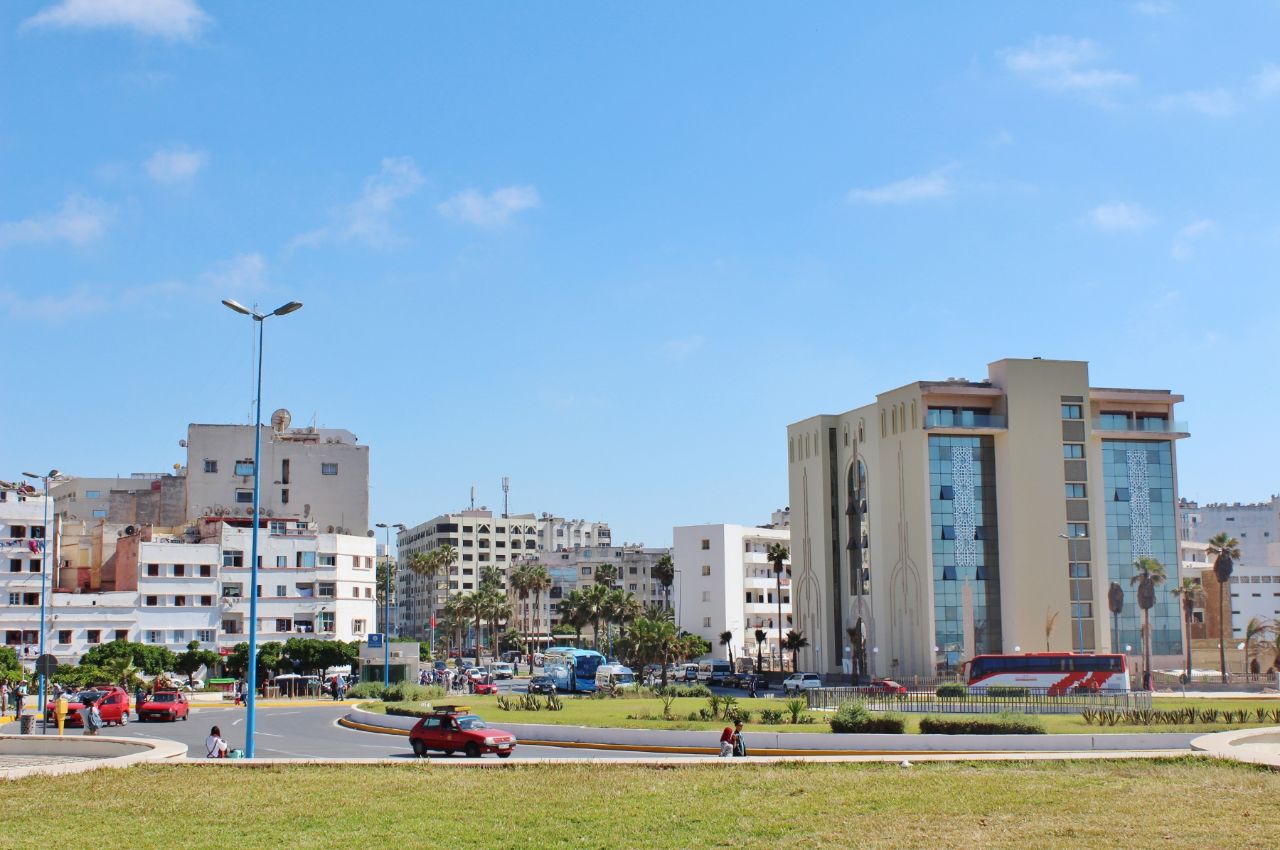 Если пересадка длинная и днём: Касабланка CMN Касабланка, Марокко