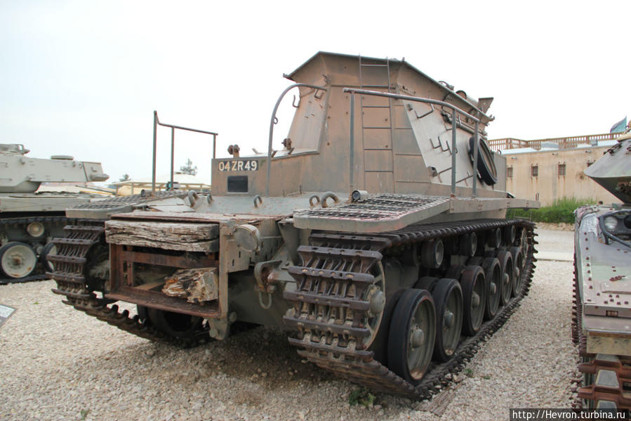 БРЭМ, Бронированная ремонтно-эвакуационная машина. Centurion BARV. Всего было построено 12 таких машин. Латрун, Израиль