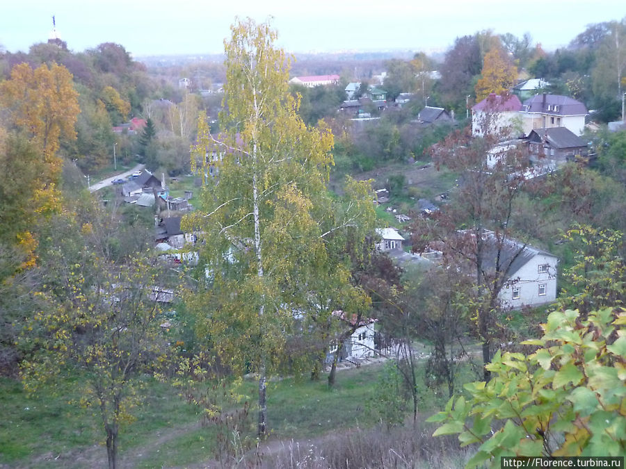 Это фото я сделала с центральной улицы города, проспекта Ленина. Вот такой вид практически в самом центре города. Брянск, Россия