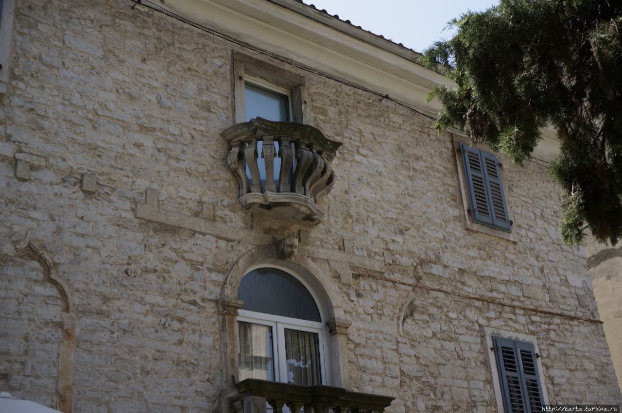 Пула 10 лет спустя Пула, Хорватия