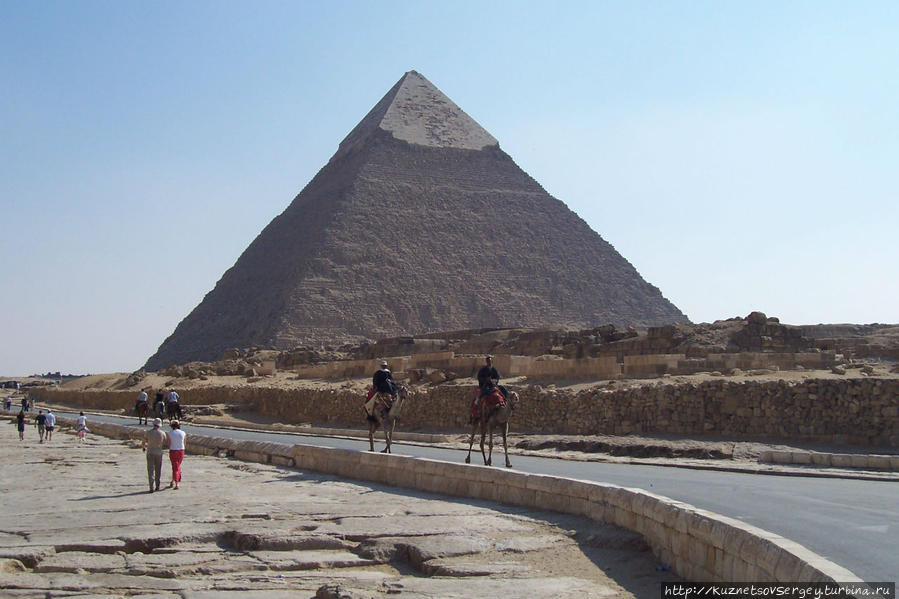 Пирамида Хефрена Гиза, Египет