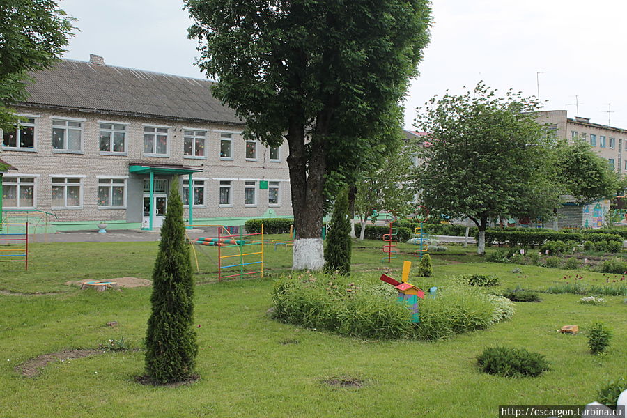 Кстати, где-то здесь я поняла, что пошла не туда(я искала еще одну достопримечательность), ибо запуталась в собственноручно нарисованных картах..