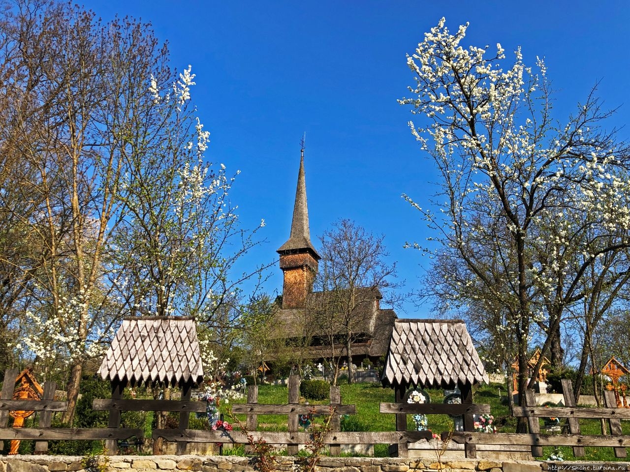 Церковь Святой Параскевы Десешты, Румыния