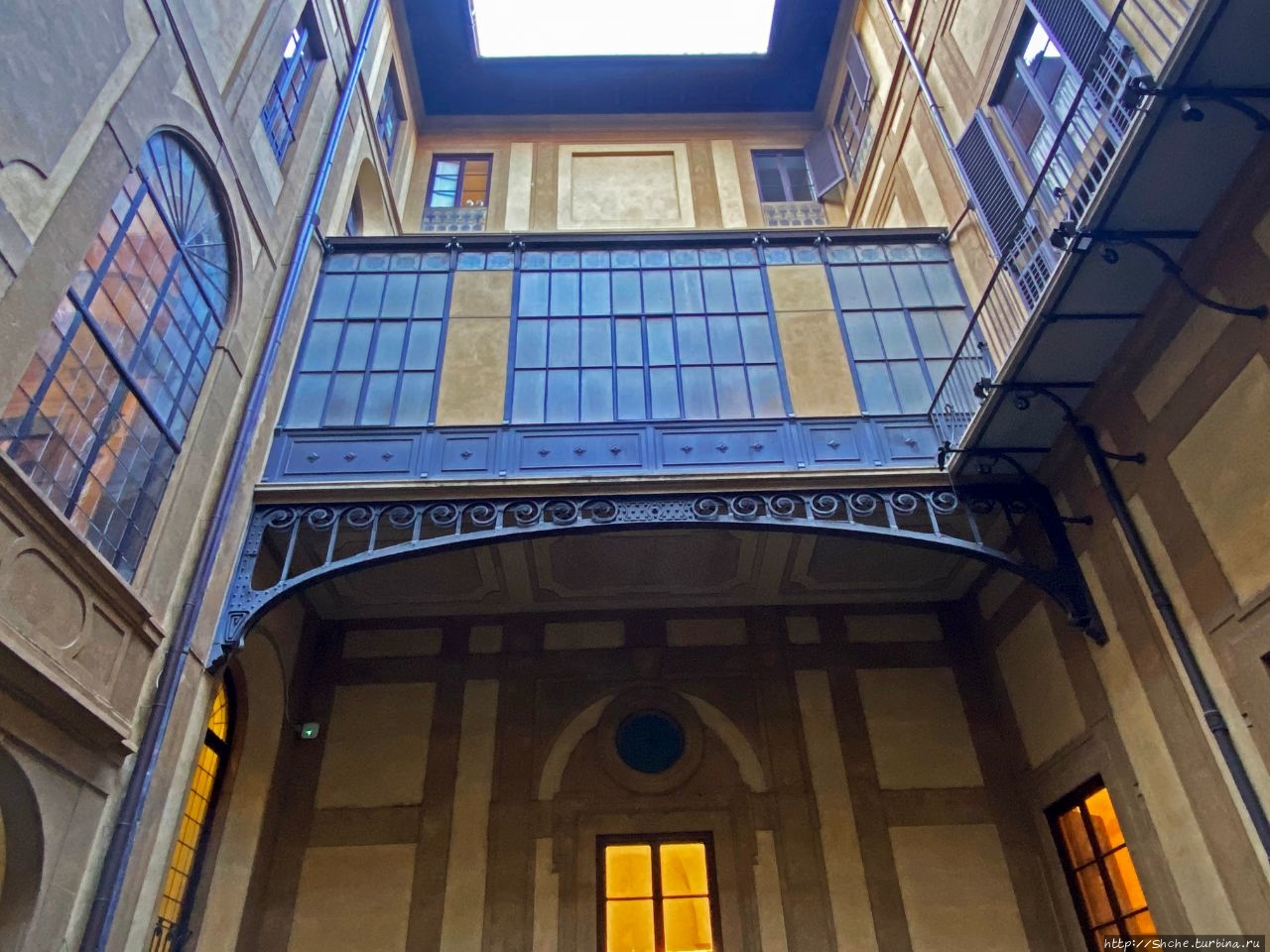 Дворец Медичи-Риккарди Флоренция, Италия Дворец Медичи-Риккарди Флоренция, Италия