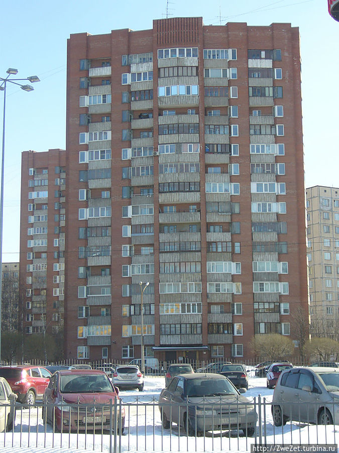 серия 1-528КП82 строилась с 1985 по 2000 год Санкт-Петербург, Россия