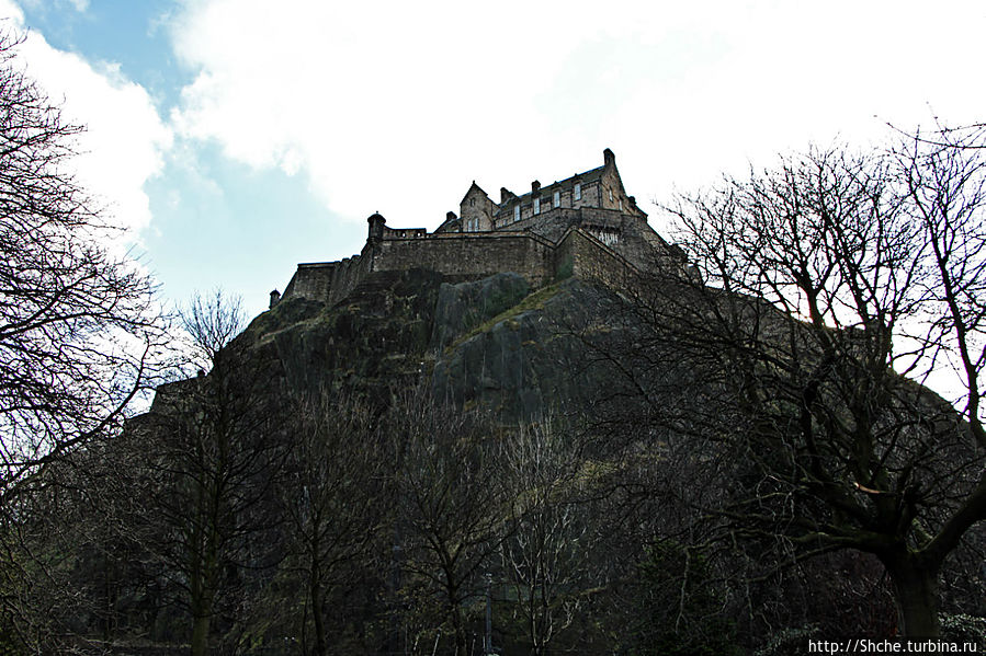 Эдинбургский замок и Замковая скала — 320 градусов обхода Эдинбург, Великобритания