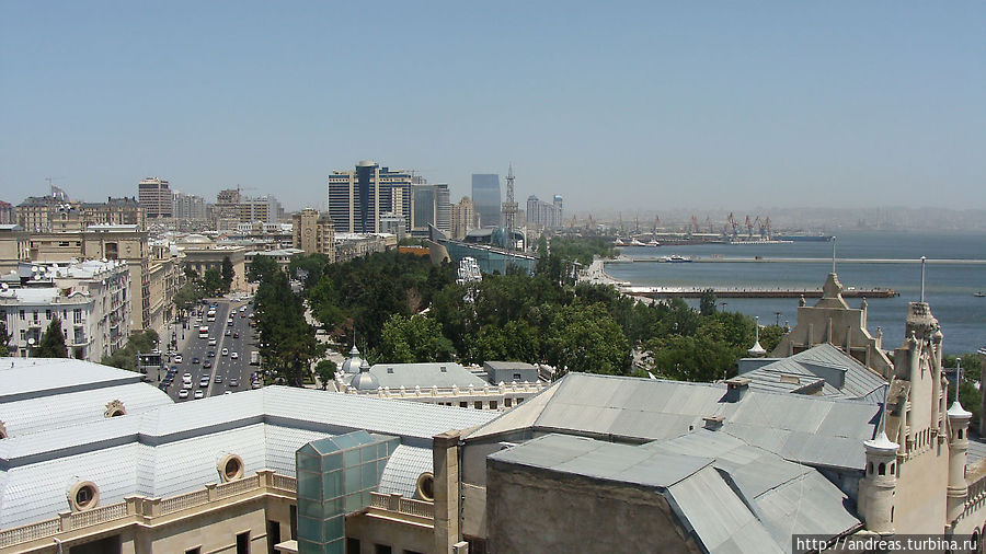 Вид на город с Девичьей Башни Азербайджан