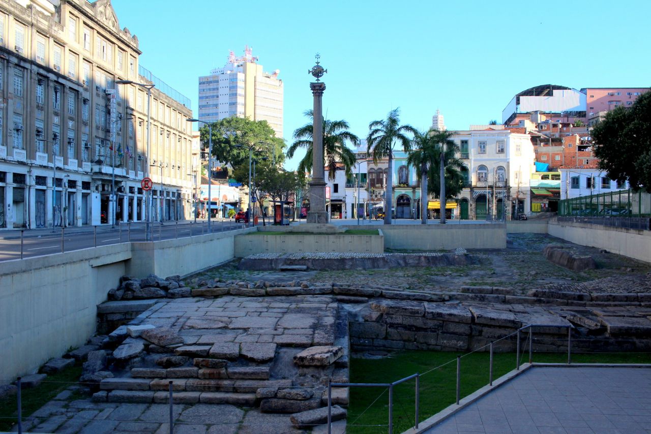 Раскопки причалов Валонго Рио-де-Жанейро, Бразилия