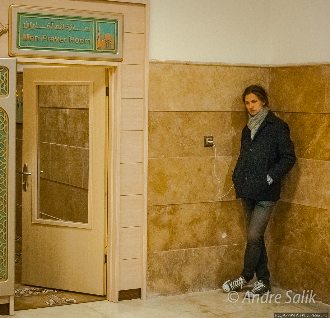 На высоте 2,000 Керманшах, Иран