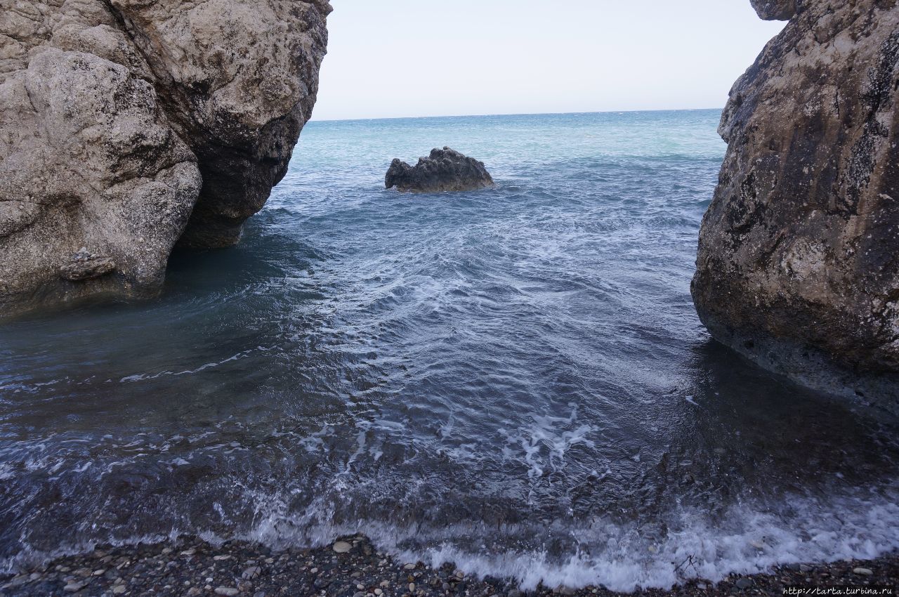 Рожденная из пены морской Афродита Скала Афродиты, Кипр