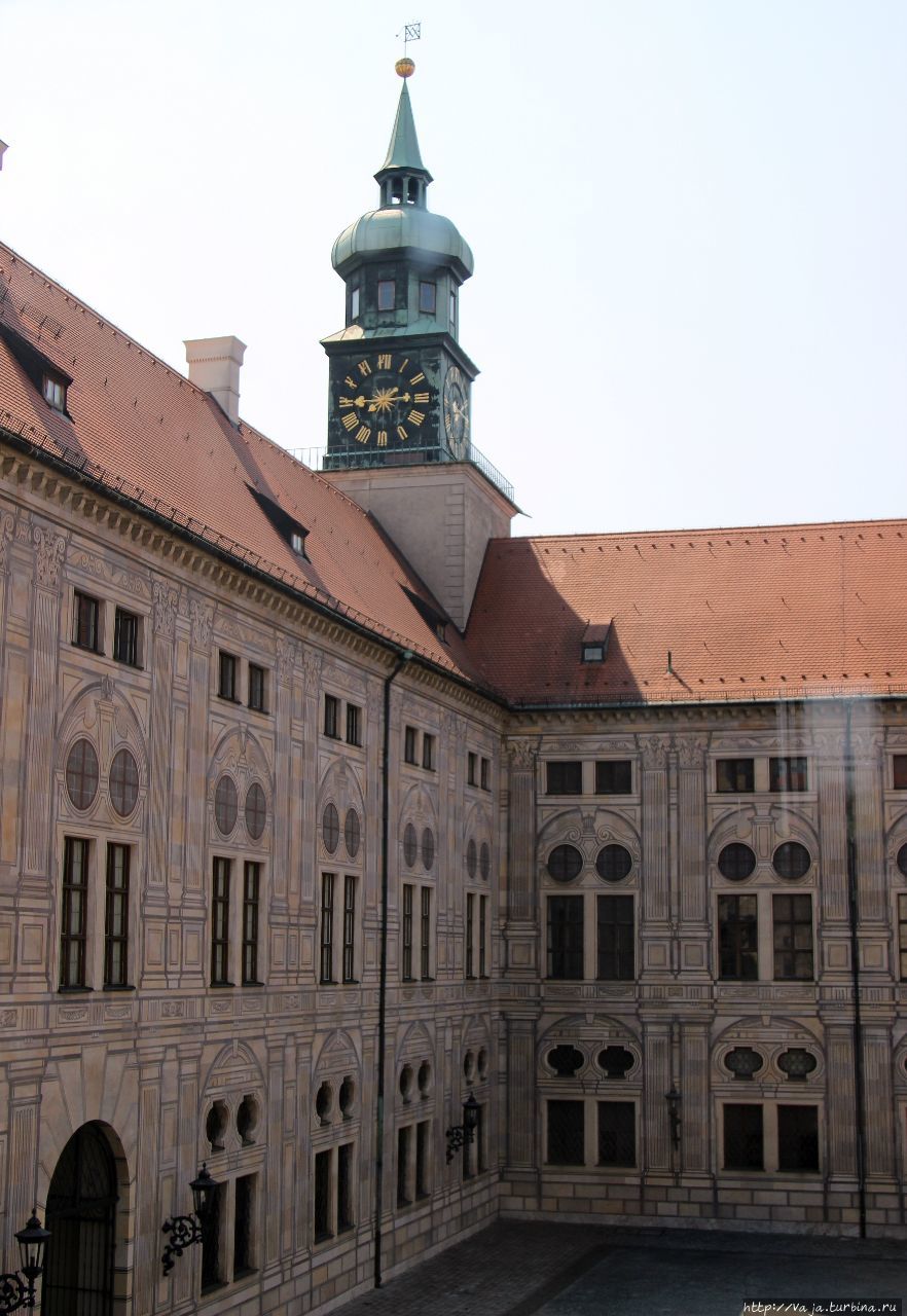 Императорский зал Мюнхенской резиденции Мюнхен, Германия