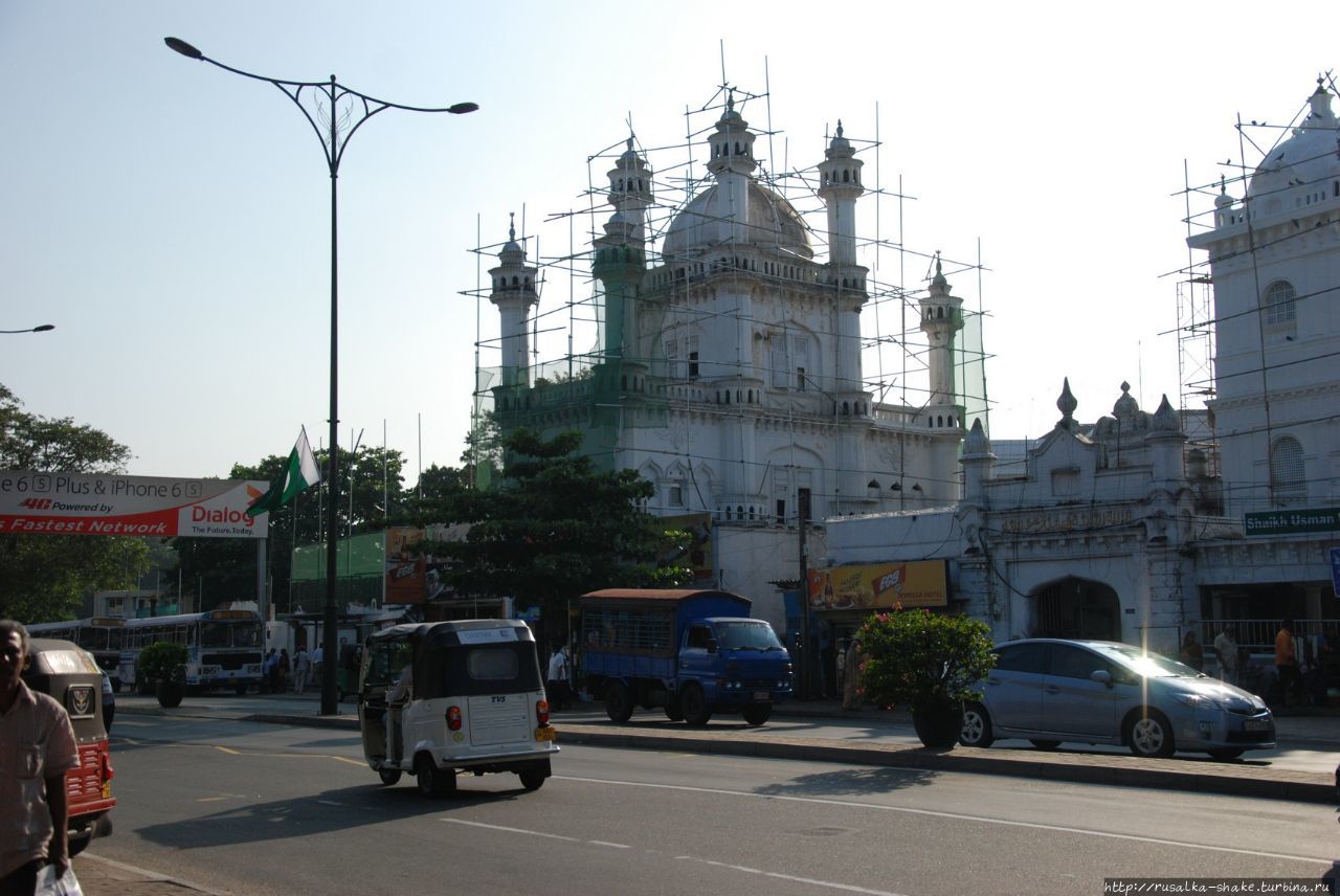 Мечеть Даватагаха, куда вход женщинам запрещен