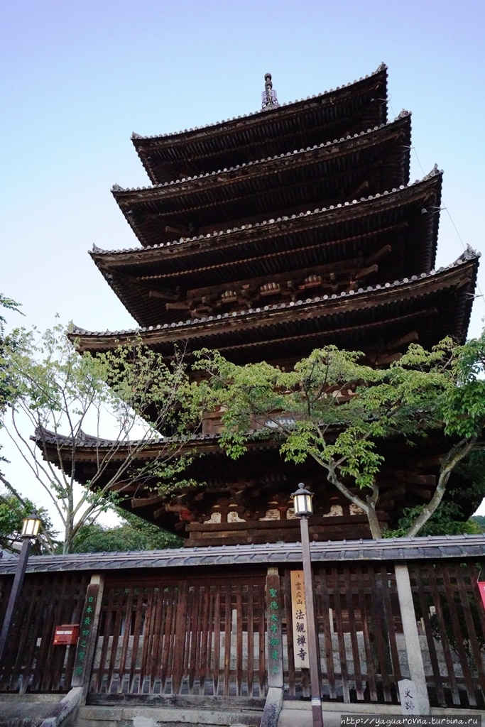 Пагода Ясака Киото, Япония