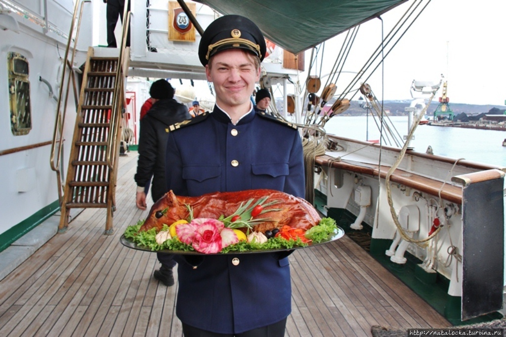 Мурманск. Там, где всегда нас ждут. Мурманск, Россия