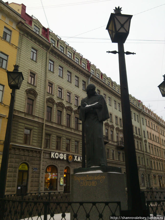 Памятник Н.В. Гоголю Санкт-Петербург, Россия